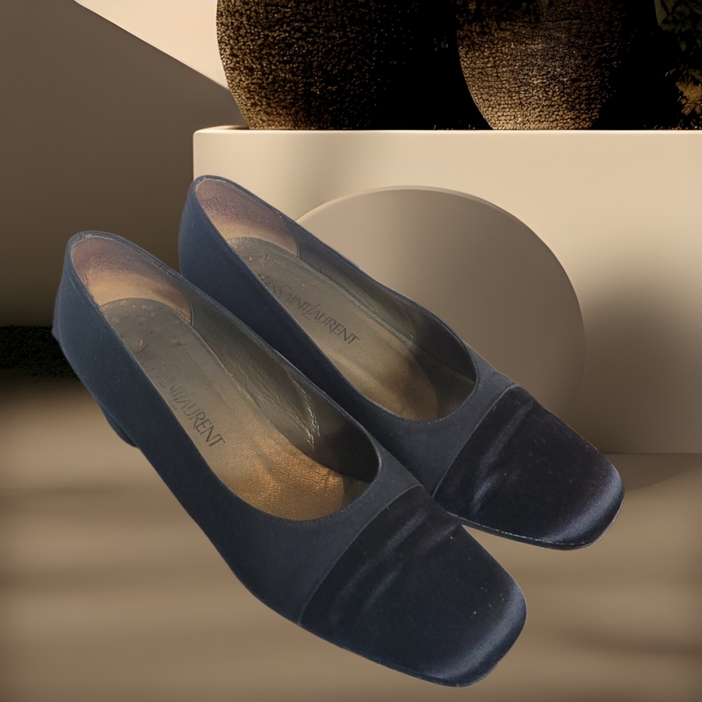 YSL Vintage Black Vintage Yves Saint Laurent Pumps
